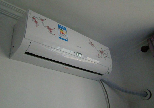 空调滴水的原因是什么 空调滴水有哪些方面的危害