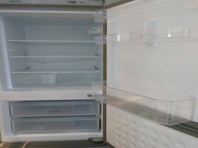 康佳冰箱突突响是怎么回事