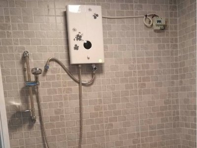 万家乐热水器显示e2是什么状况